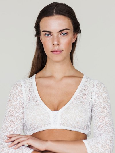 Langarm-Dirndlbluse mit V-Ausschnitt