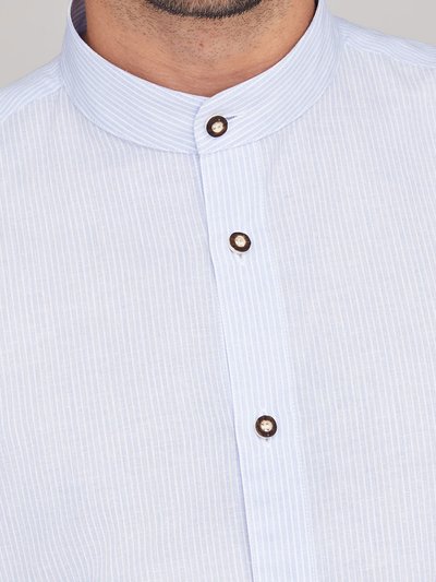Blau-Weiß gestreiftes Trachtenhemd Blau-Weiß gestreiftes Trachtenhemd
