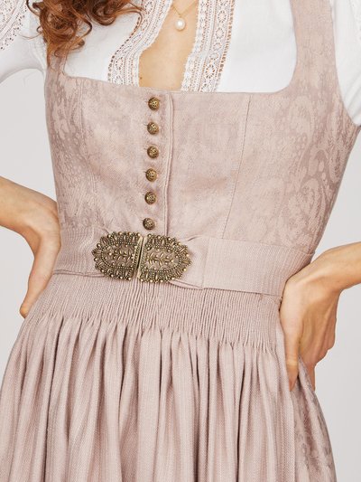 Hellrosafarbenes Dirndl Hellrosafarbenes Dirndl