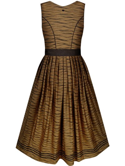 Tabak-farbenes Dirndl mit Tigerprint Tabak-farbenes Dirndl mit Tigerprint