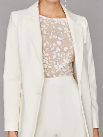 Cremefarbener Braut-Blazer mit fallendem Revers
