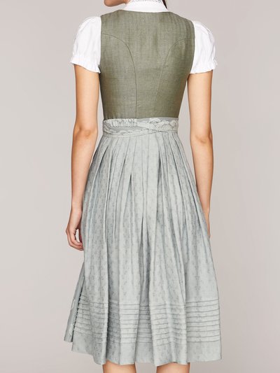 Hellgrünes Dirndl Hellgrünes Dirndl