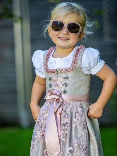 Zauberhaftes Kinderdirndl in Champagner
