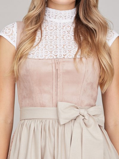 Rosé-beiges Dirndl mit zwei Schürzen Rosé-beiges Dirndl mit zwei Schürzen