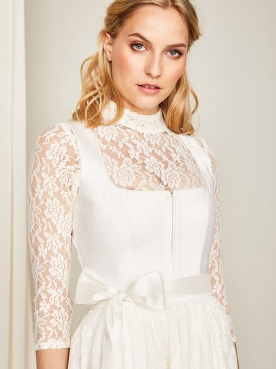Langes Hochzeits-Dirndl in Cremeweiß Langes Hochzeits-Dirndl in Cremeweiß
