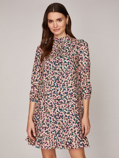 Kurzes Kleid mit Blumenmuster Kurzes Kleid mit Blumenmuster