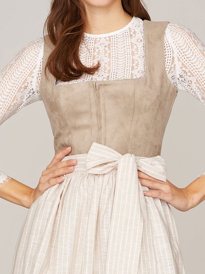 Hellbeiges Dirndl im Animalprint Hellbeiges Dirndl im Animalprint