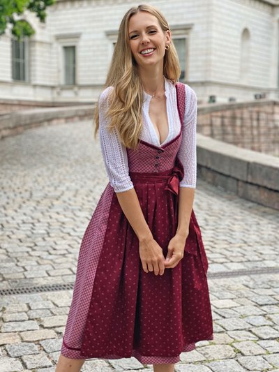 Weiße Spitzenbluse