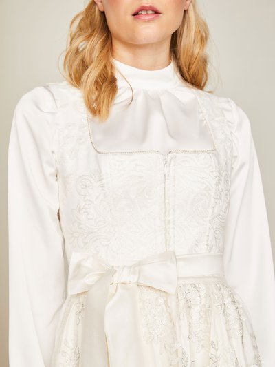 Cremeweißes Hochzeits-Dirndl