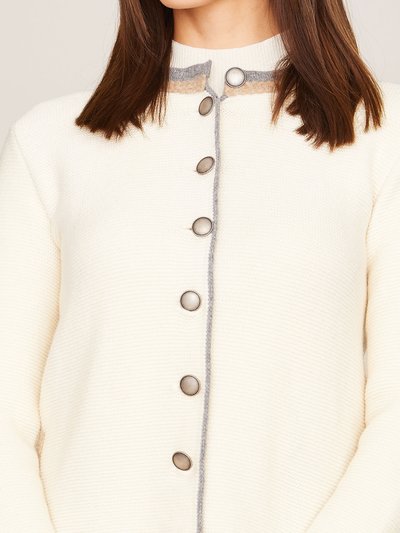 Creme-farbene Strickjacke Creme-farbene Strickjacke