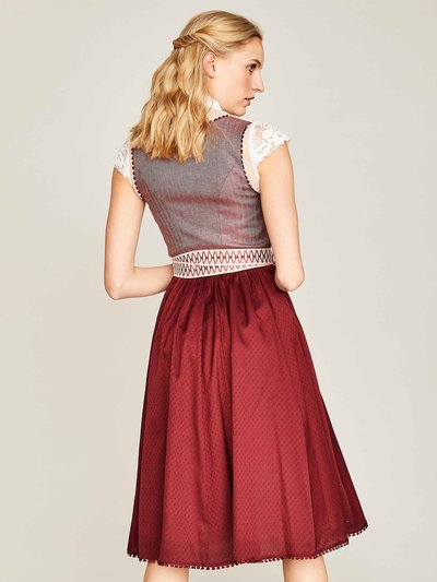 Leinen-Dirndl in Beere