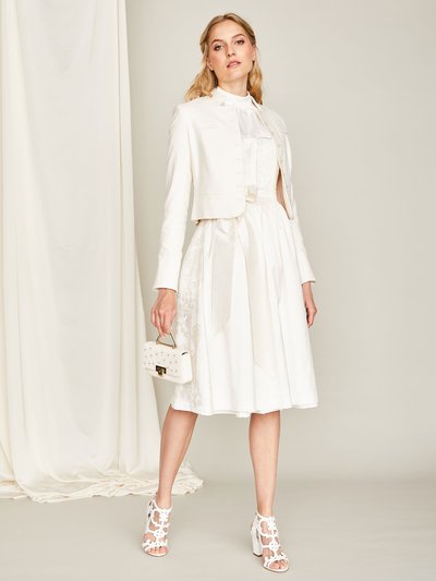 Cremeweißes Hochzeits-Dirndl