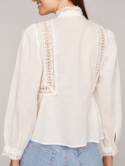 Weiße Bluse 