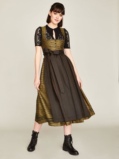 Tabak-farbenes Dirndl mit Tigerprint Tabak-farbenes Dirndl mit Tigerprint