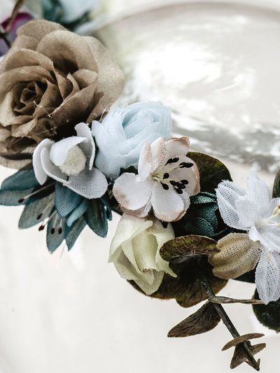 Flowerband in blau-creme