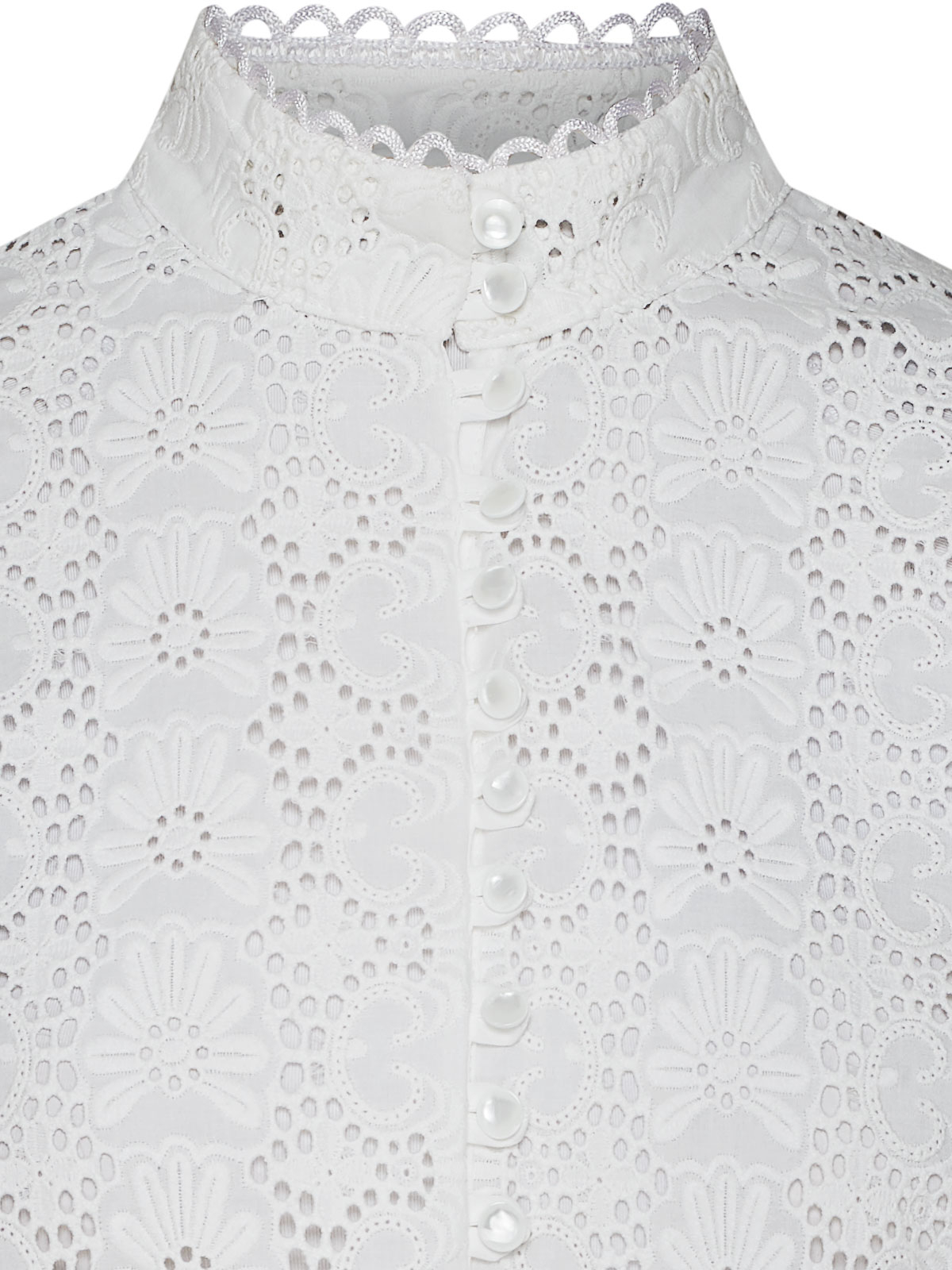 Weiße Bluse mit Lochstickerei Weiße Bluse mit Lochstickerei