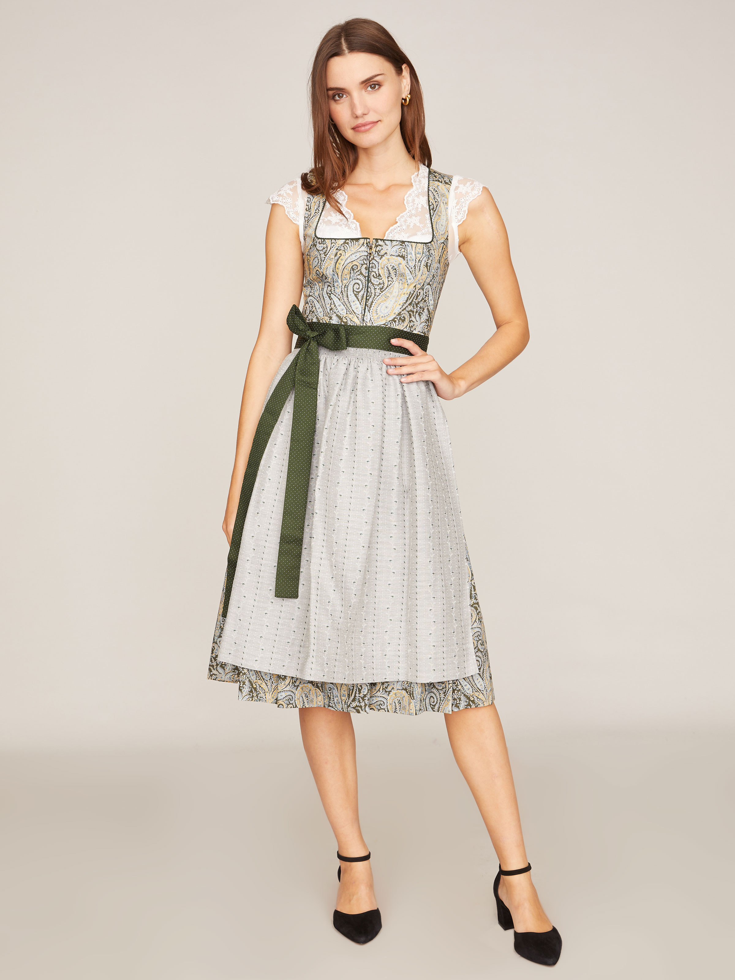 Graues Dirndl Graues Dirndl