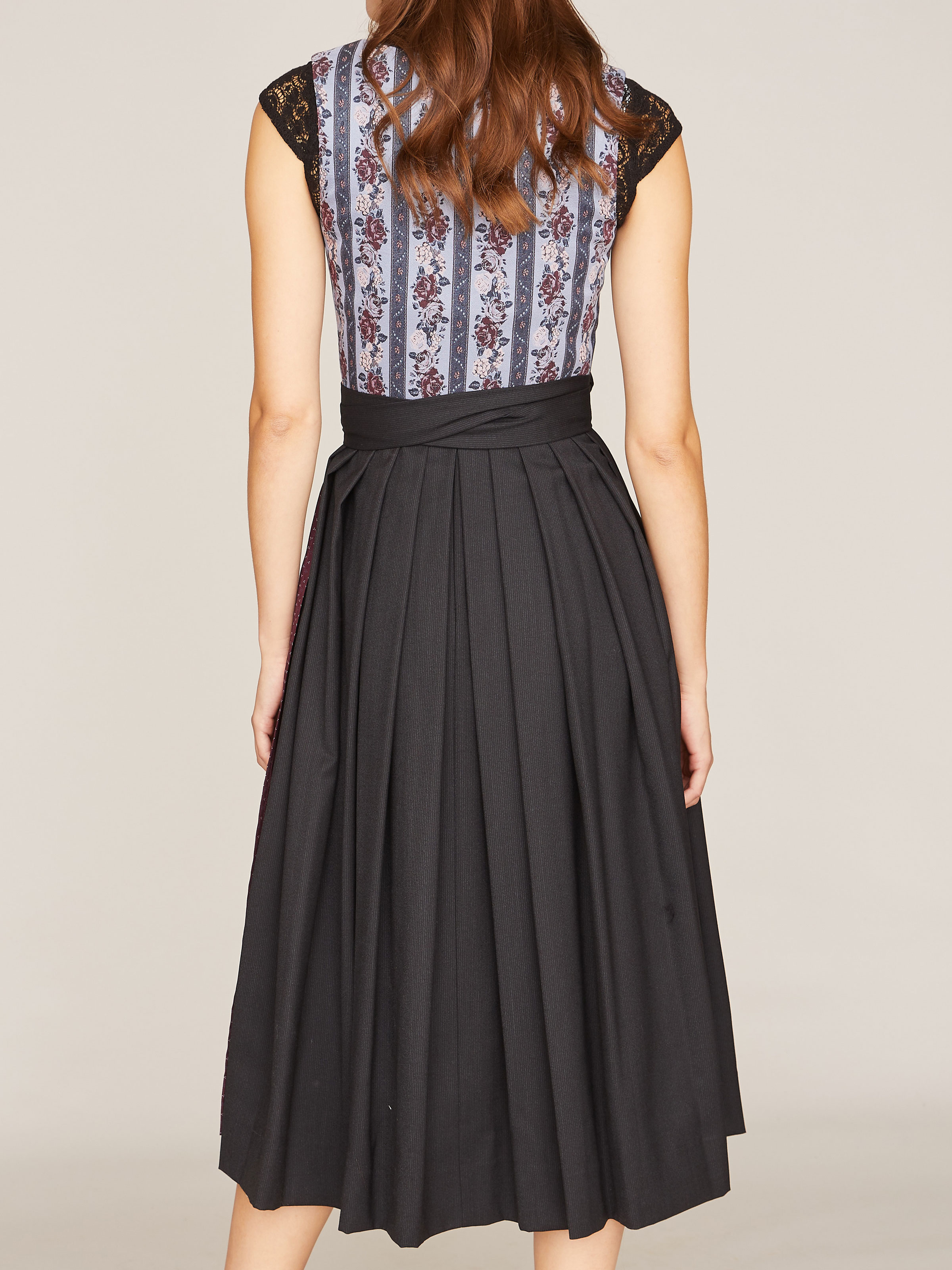 Blaues Dirndl Blaues Dirndl