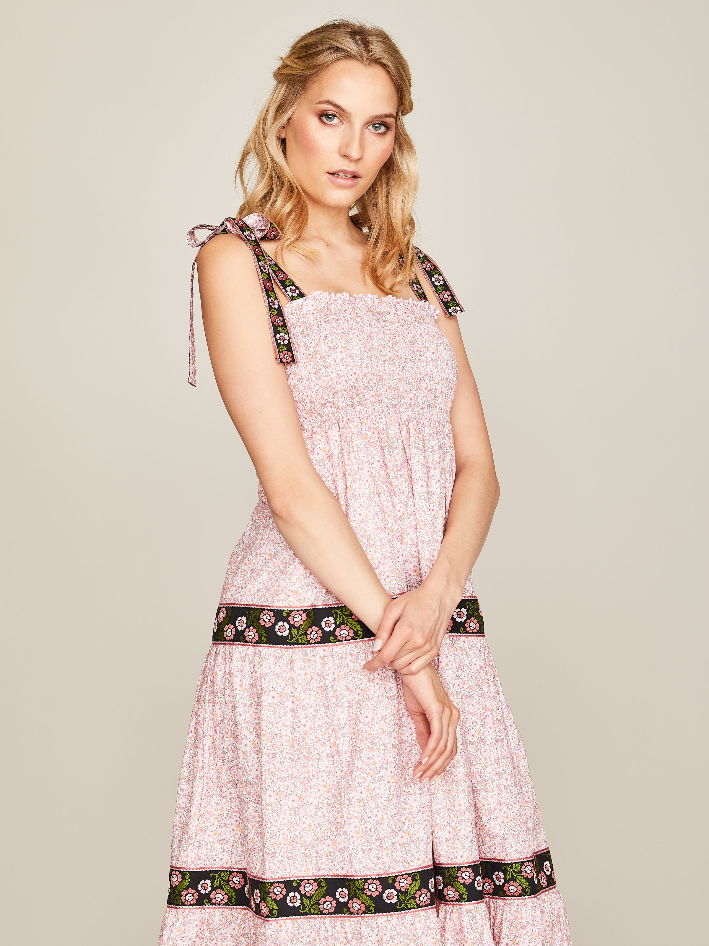 Sommerkleid mit Liberty-Muster Sommerkleid mit Liberty-Muster
