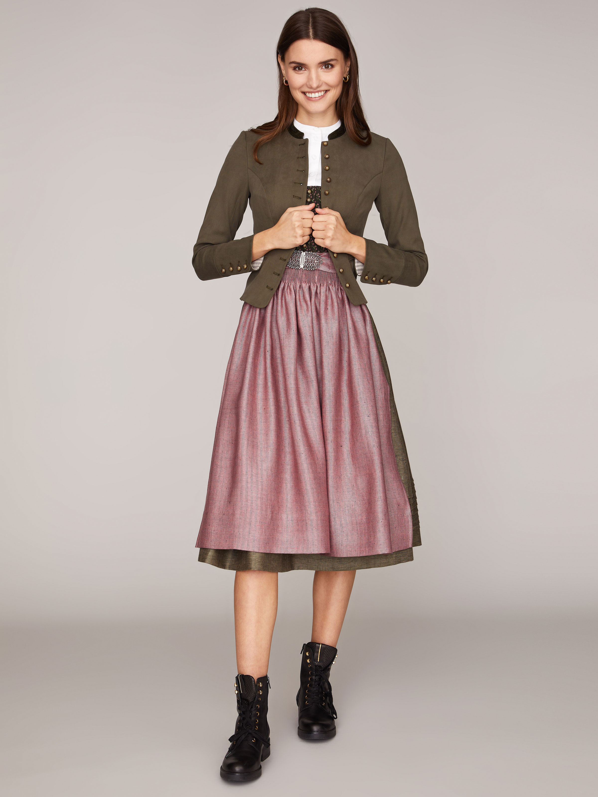 Grünes Dirndl Grünes Dirndl