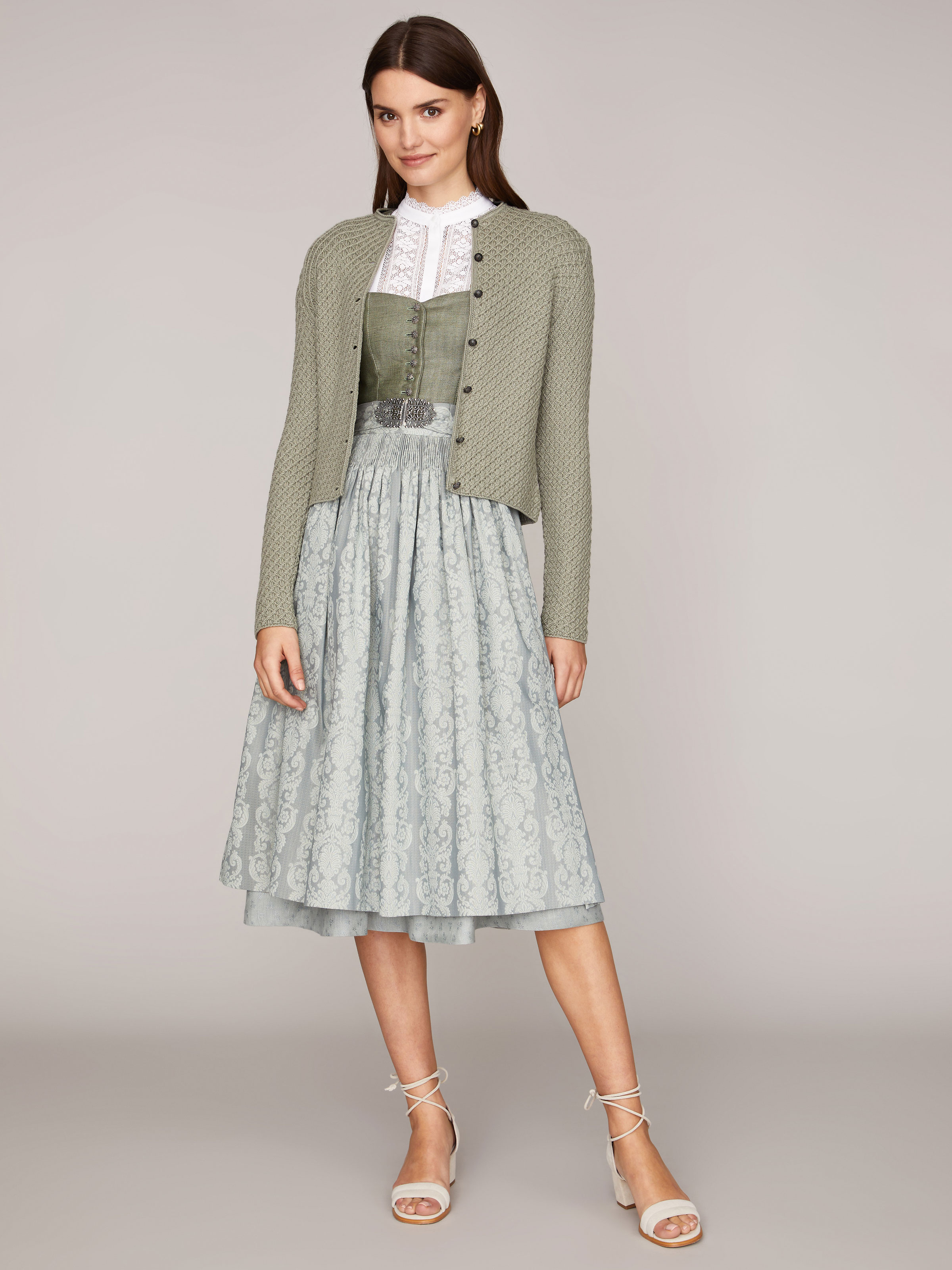 Hellgrünes Dirndl Hellgrünes Dirndl
