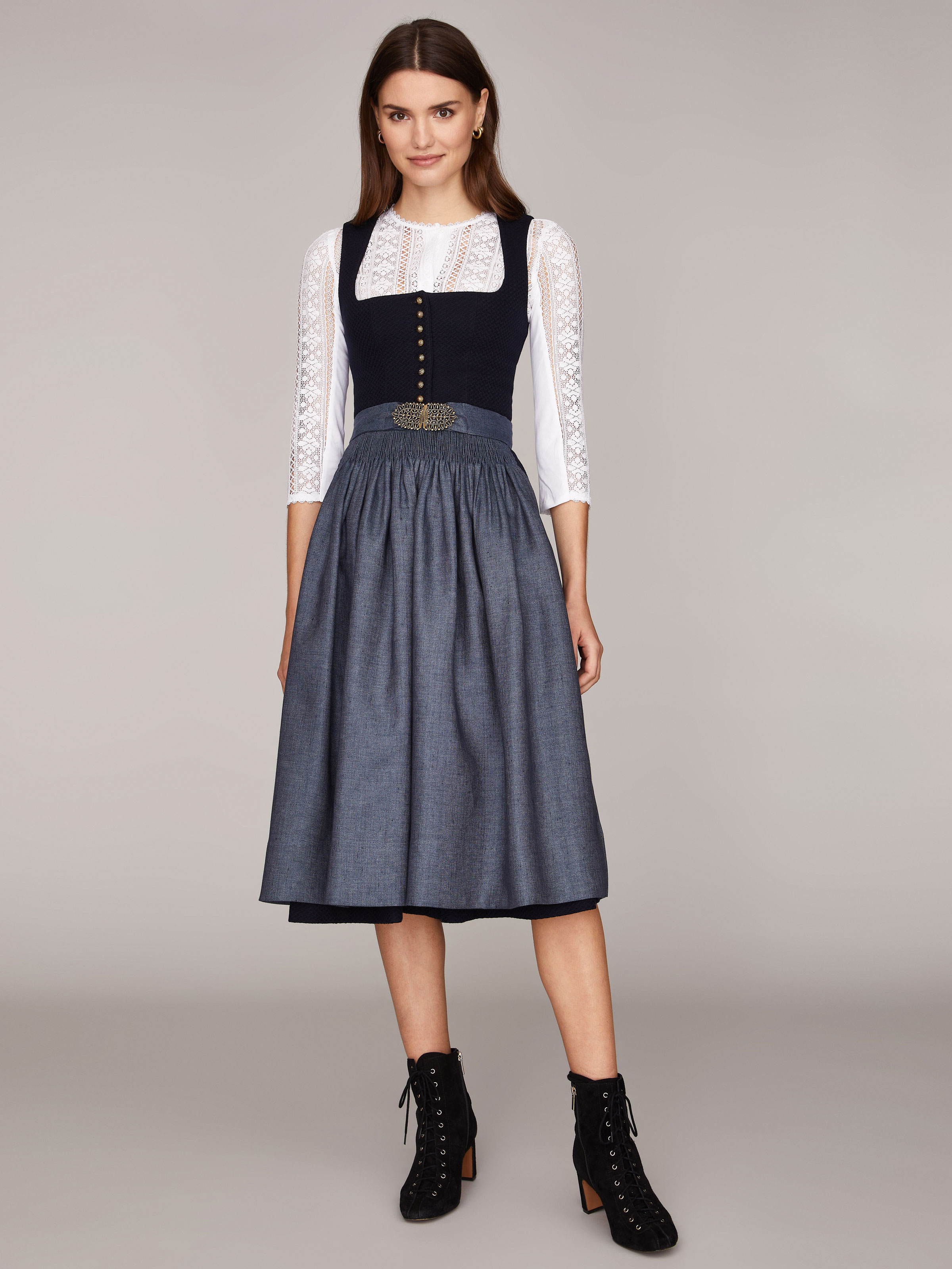 Blaues Dirndl Blaues Dirndl