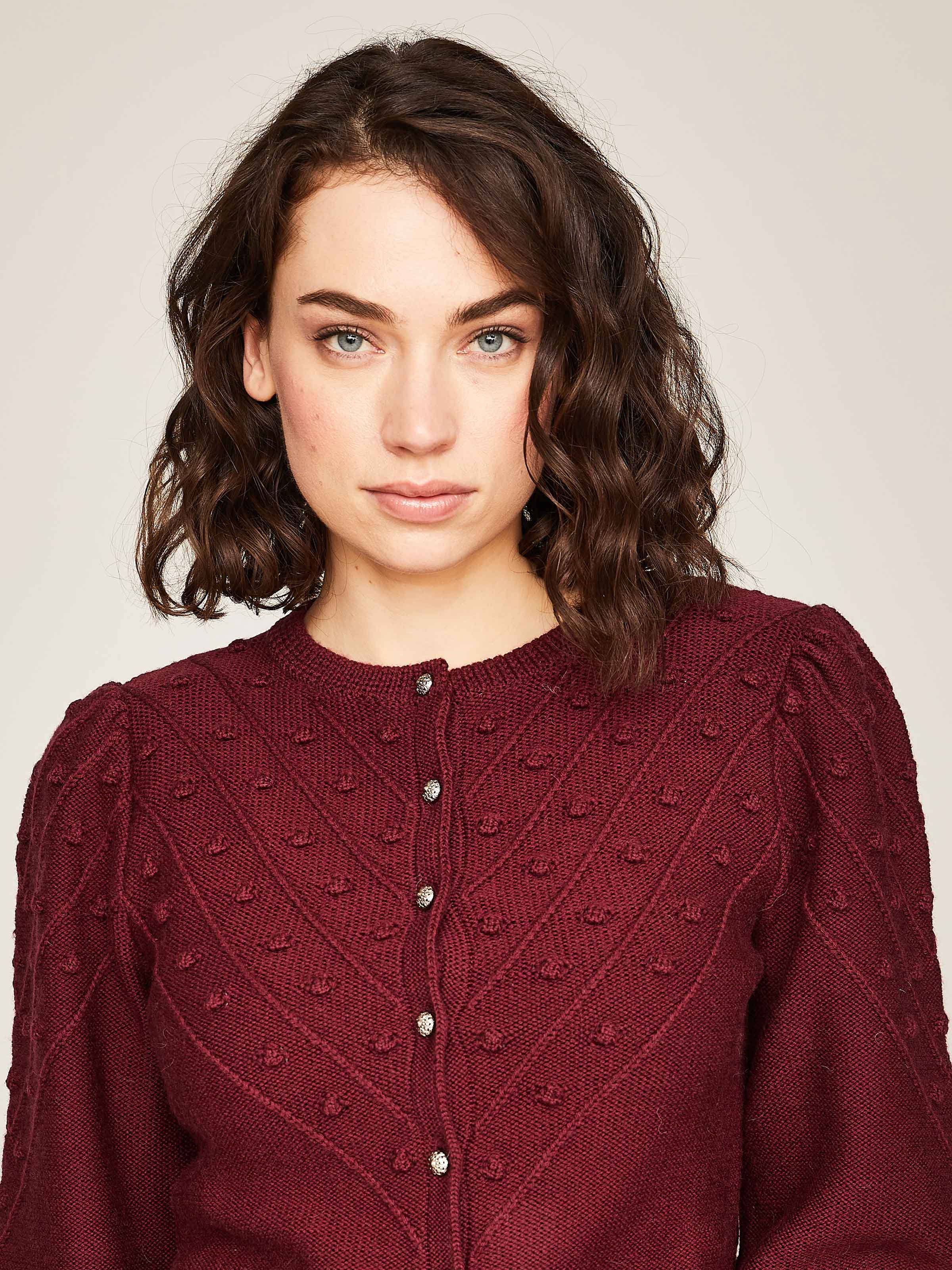Strickjacke mit Puffarm Strickjacke mit Puffarm