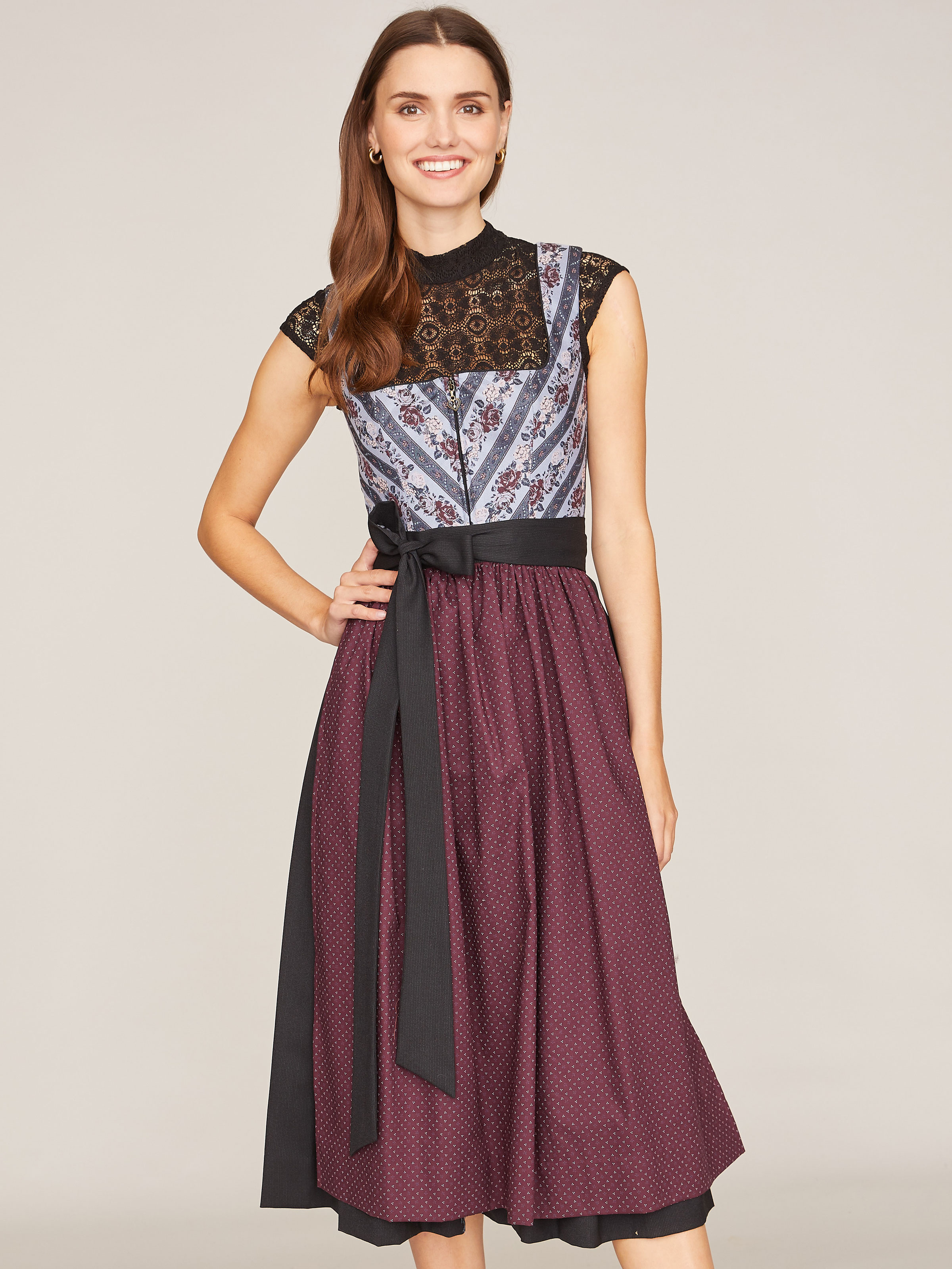 Blaues Dirndl Blaues Dirndl