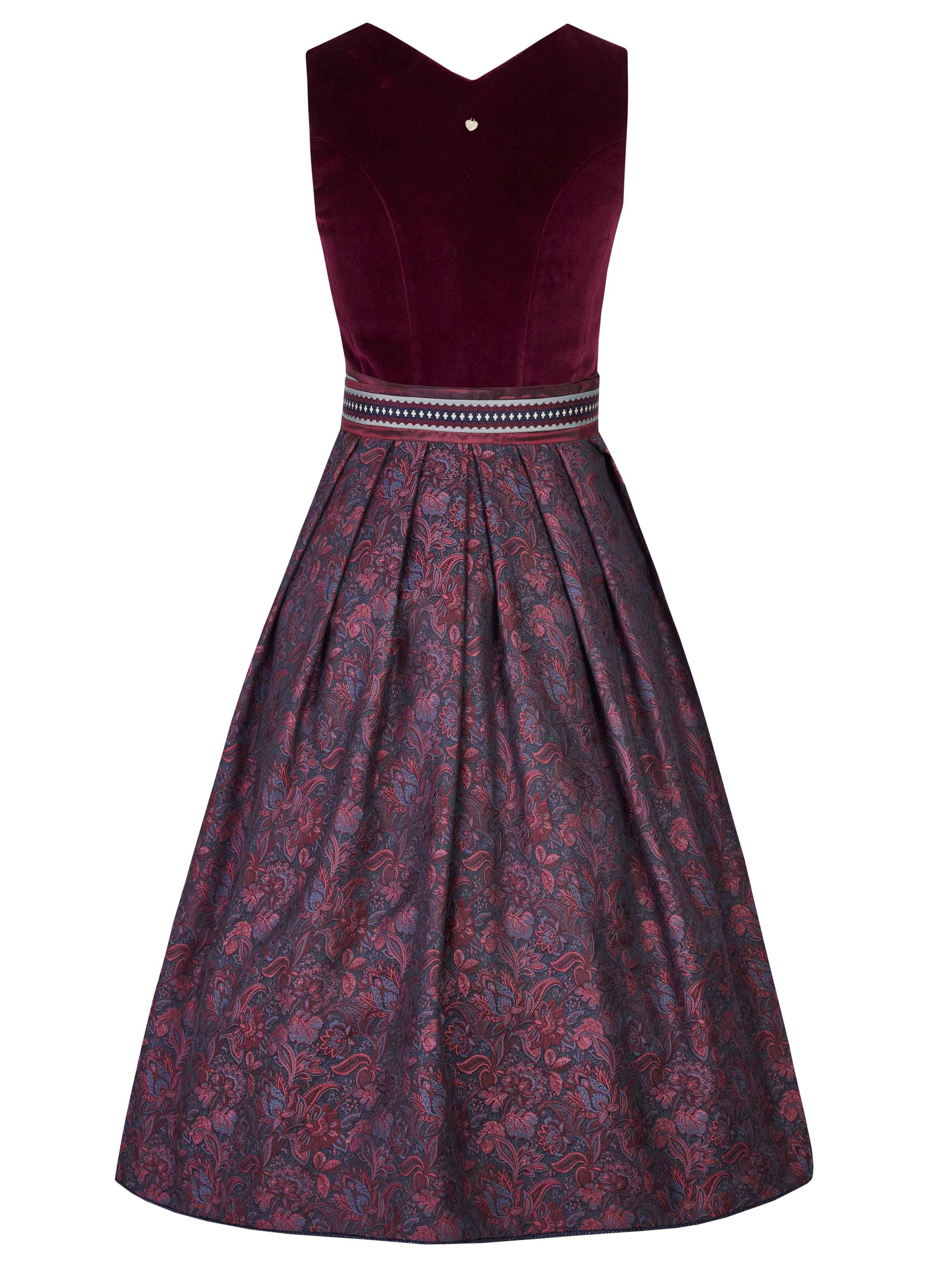 Beerenfarbenes Dirndl mit Seidenschürze Beerenfarbenes Dirndl mit Seidenschürze