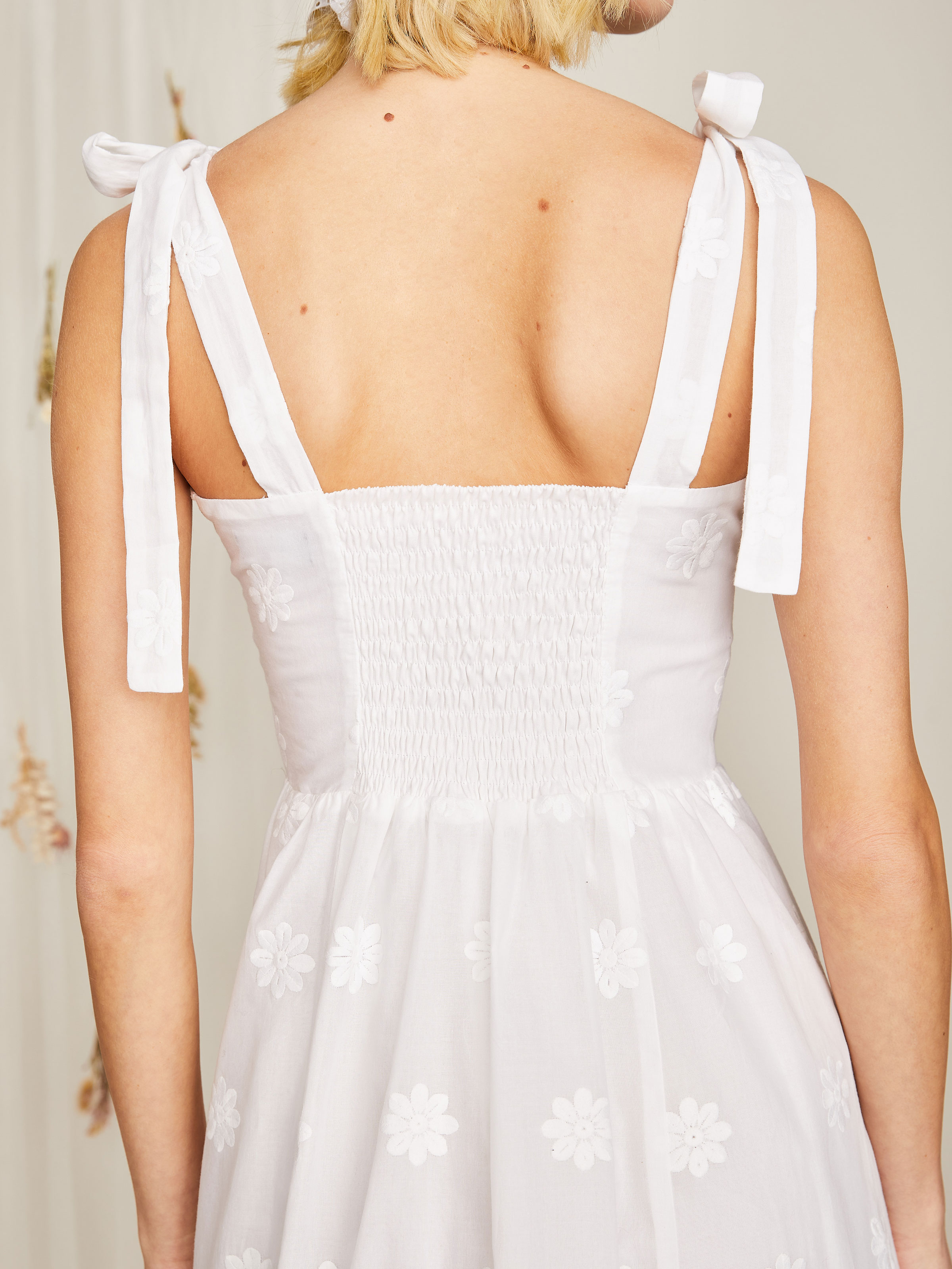 Trägerkleid aus Baumwolle Trägerkleid aus Baumwolle