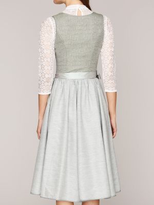 Mintfarbenes Dirndl mit Balkonette-Ausschnitt Mintfarbenes Dirndl mit Balkonette-Ausschnitt