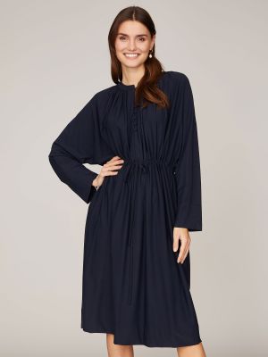 Dunkelblaues Oversize-Kleid mit Knopfleiste