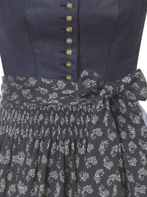 Blaues Dirndl mit floraler Dirndlschürze Blaues Dirndl mit floraler Dirndlschürze