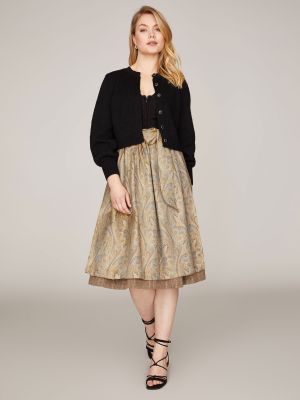 Material-Mix Dirndl mit zwei Schürzen Material-Mix Dirndl mit zwei Schürzen