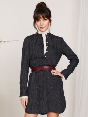 Elegantes schwarzes Hemdblusenkleid Elegantes schwarzes Hemdblusenkleid