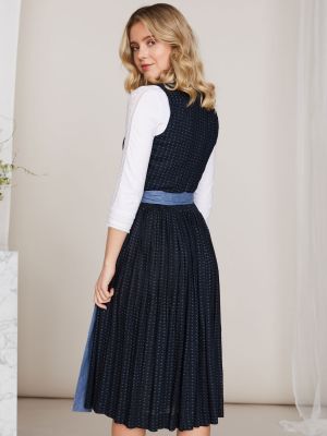 Nachtblaues Dirndl mit Leinenschürze Nachtblaues Dirndl mit Leinenschürze