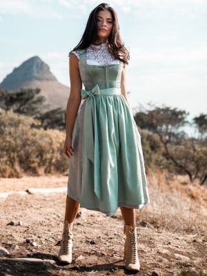 Salbeigrünes Dirndl mit zwei Schürzen Dirndl Imani Seafoam