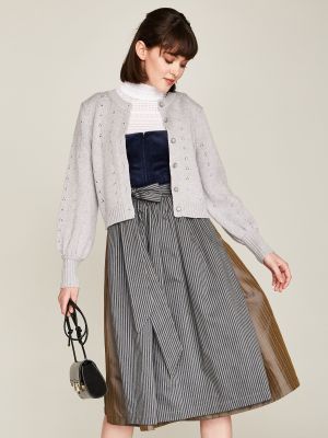 Dunkelblaues Dirndl mit zwei Schürzen Dunkelblaues Dirndl mit zwei Schürzen