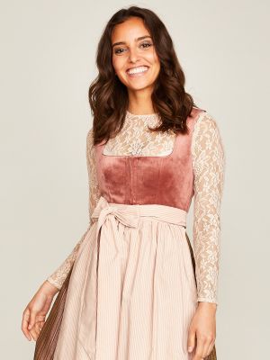 Pflaumenfarbenes Dirndl mit zwei Schürzen Pflaumenfarbenes Dirndl mit zwei Schürzen