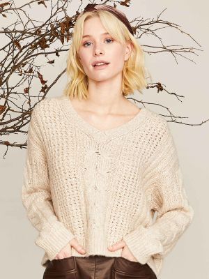 Beiger Strickpullover Beiger Strickpullover