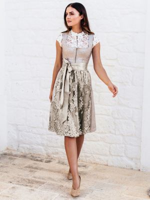 Goldenes Dirndl mit Wendeschürze Goldenes Dirndl mit Wendeschürze