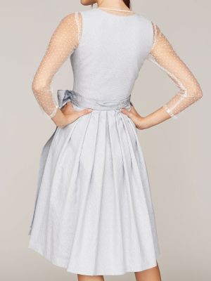 Hellblaues Dirndl mit 2 Schürzen Hellblaues Dirndl mit 2 Schürzen