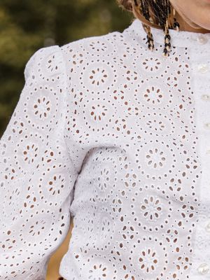 Weißer Body mit Stickerei Weißer Body mit Stickerei