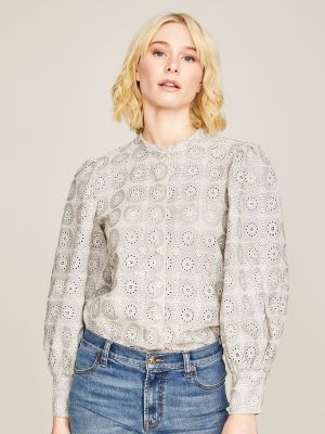 Hellgraue Bluse mit Stickerei Hellgraue Bluse mit Stickerei