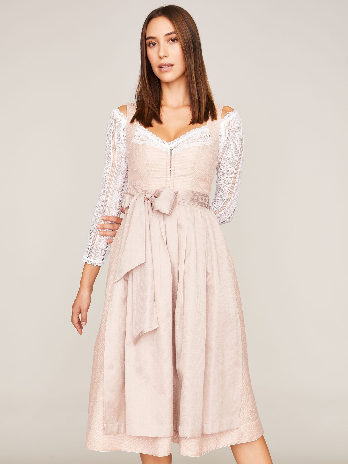 CocoVero Pastell-farbenes Dirndl in sanftem Apricot