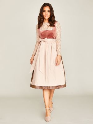 Pflaumenfarbenes Dirndl mit zwei Schürzen Pflaumenfarbenes Dirndl mit zwei Schürzen